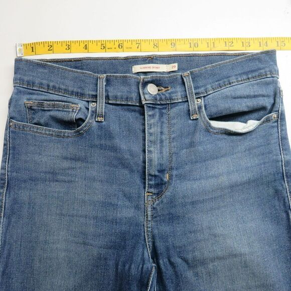 Levi's Slimming Skinny Jeans Size 29 Medium Wash Blue Denim 29X27.5 - Picture 8 of 15